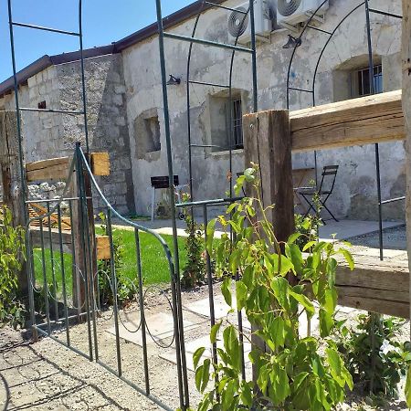 Gibbesi Country Farm Piccolo Cottage Naro Екстер'єр фото