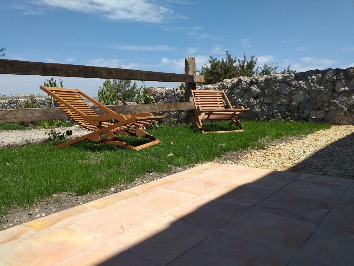 Gibbesi Country Farm Piccolo Cottage Naro Екстер'єр фото